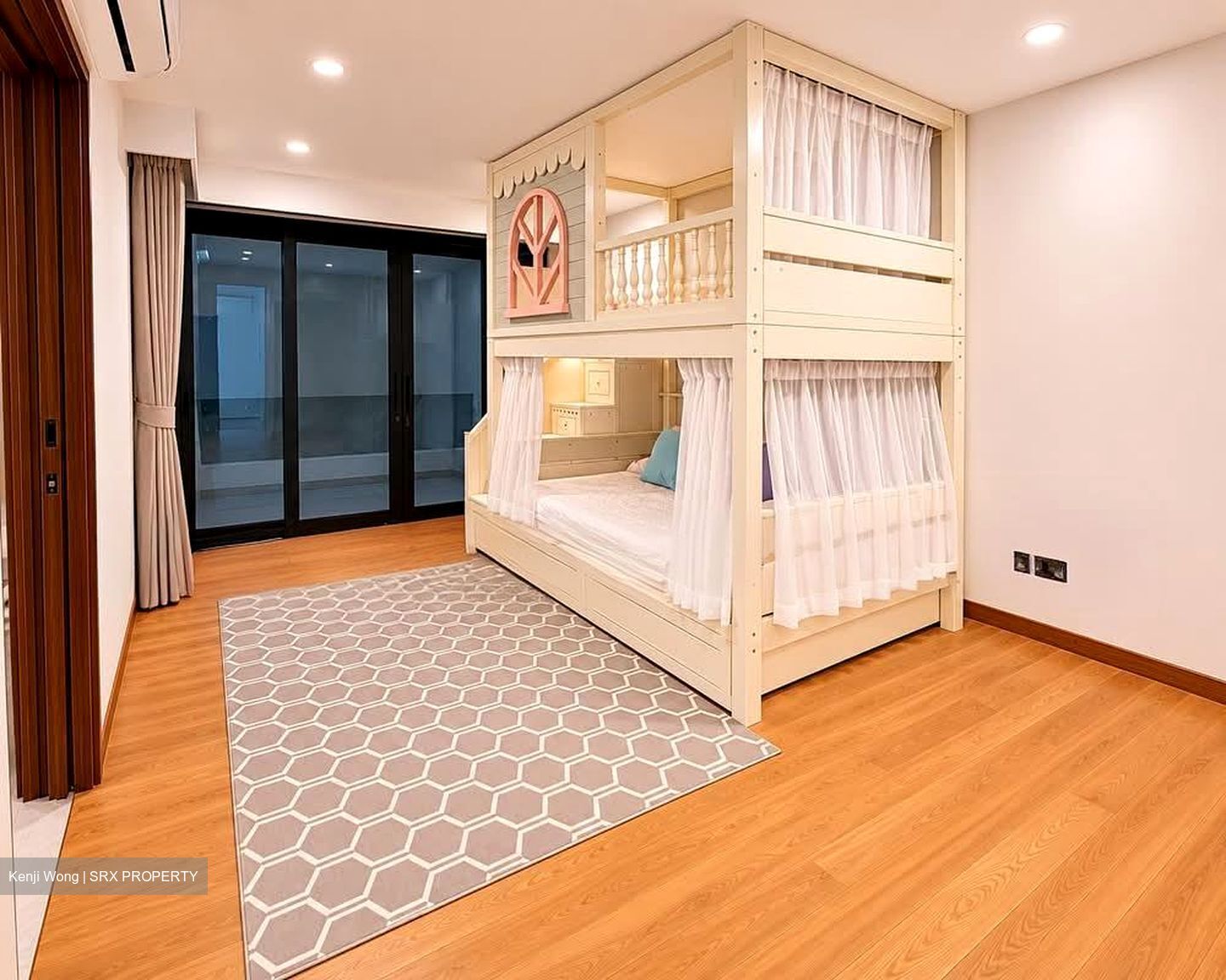 Airview Park (D21), Semi-Detached #561651221